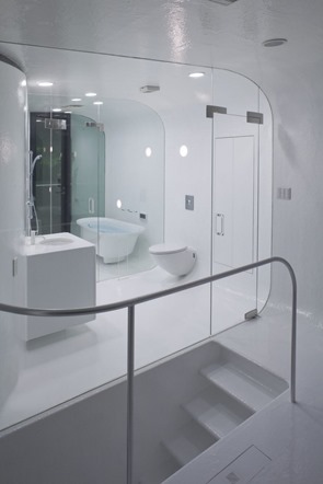 Casa Jam celuloide / N MAEDA ATELIER baño-minimalista-casa-Jam-celuloide