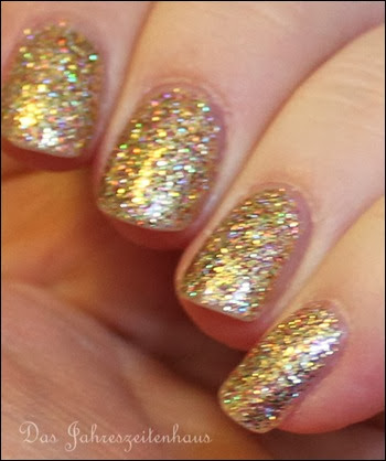 Gold Color Club Unter The Mistle Toe Collection Gingerbread 9