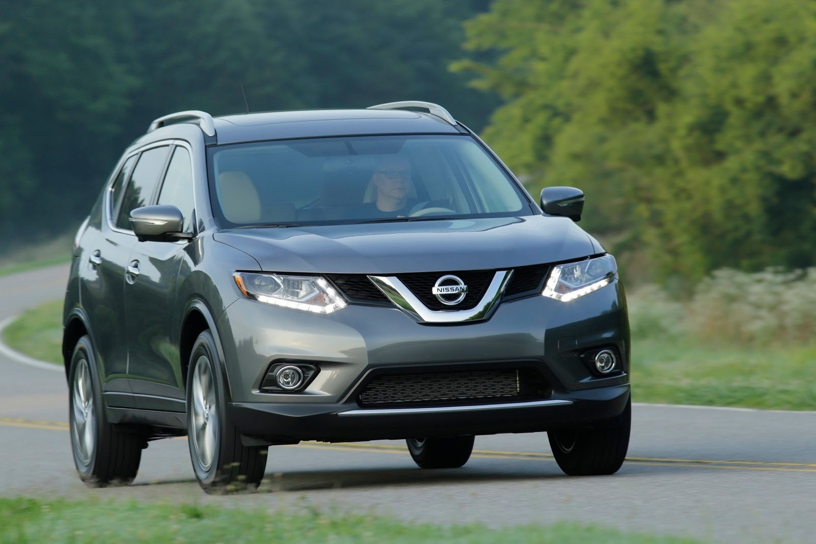 [2014-Nissan-Rogue-CUV-1%255B2%255D.jpg]
