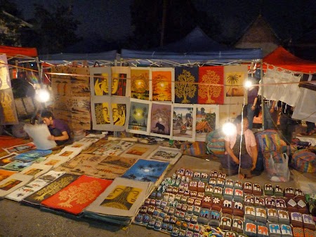  Piata noapte Luang Prabang