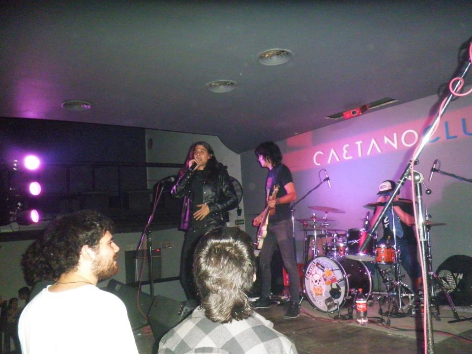 [556322_276911592394321_100002264477936_631850_705425822_n%255B4%255D.jpg]