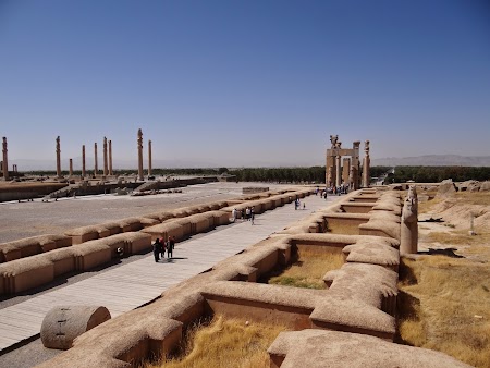 05. Intrarea in Persepolis.JPG