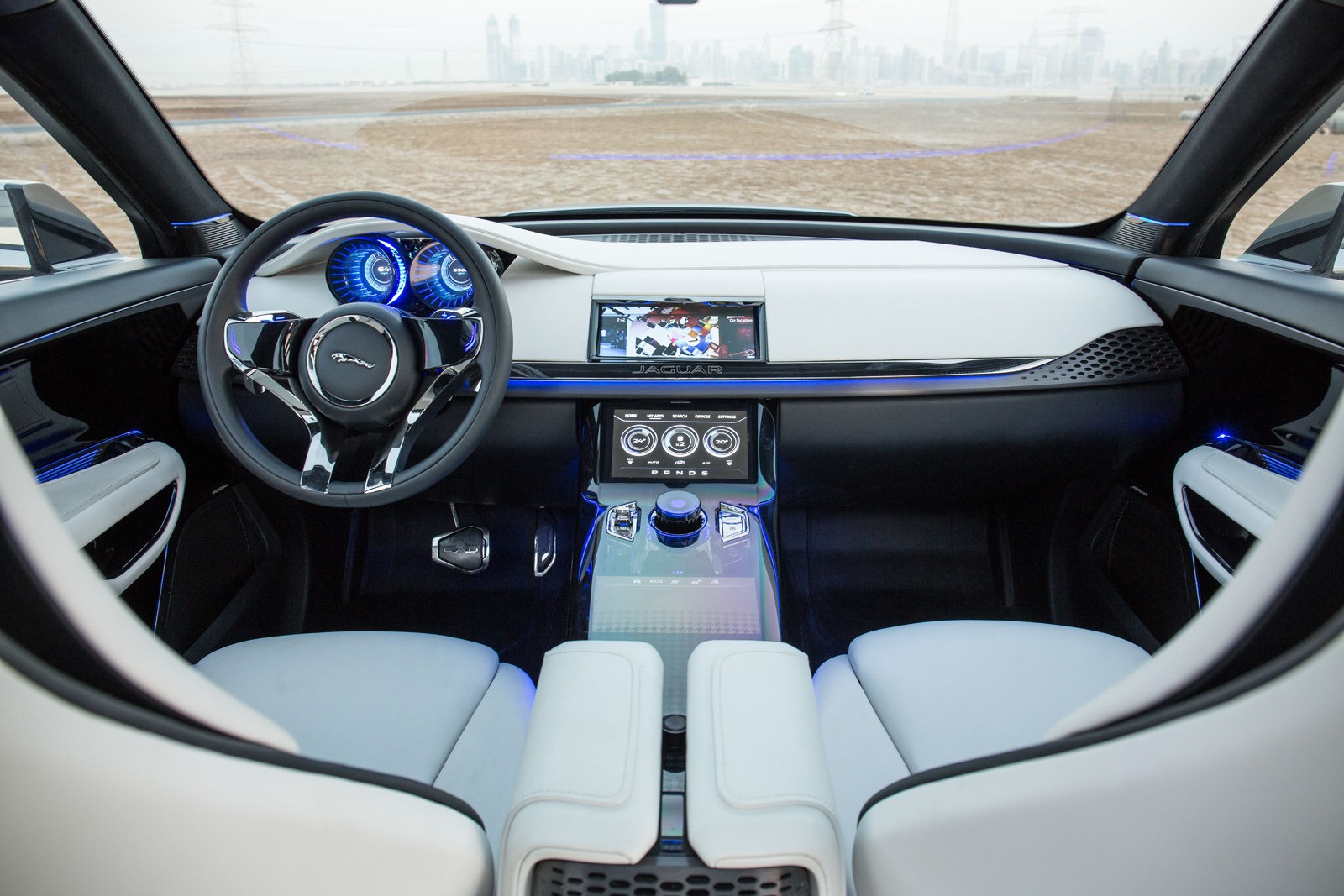 [Jaguar-C-X17-Dubai-40%255B2%255D.jpg]