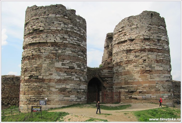 Развалины Yoros'a. www.timeteka.ru Развалины Yoros'a. www.timeteka.ru