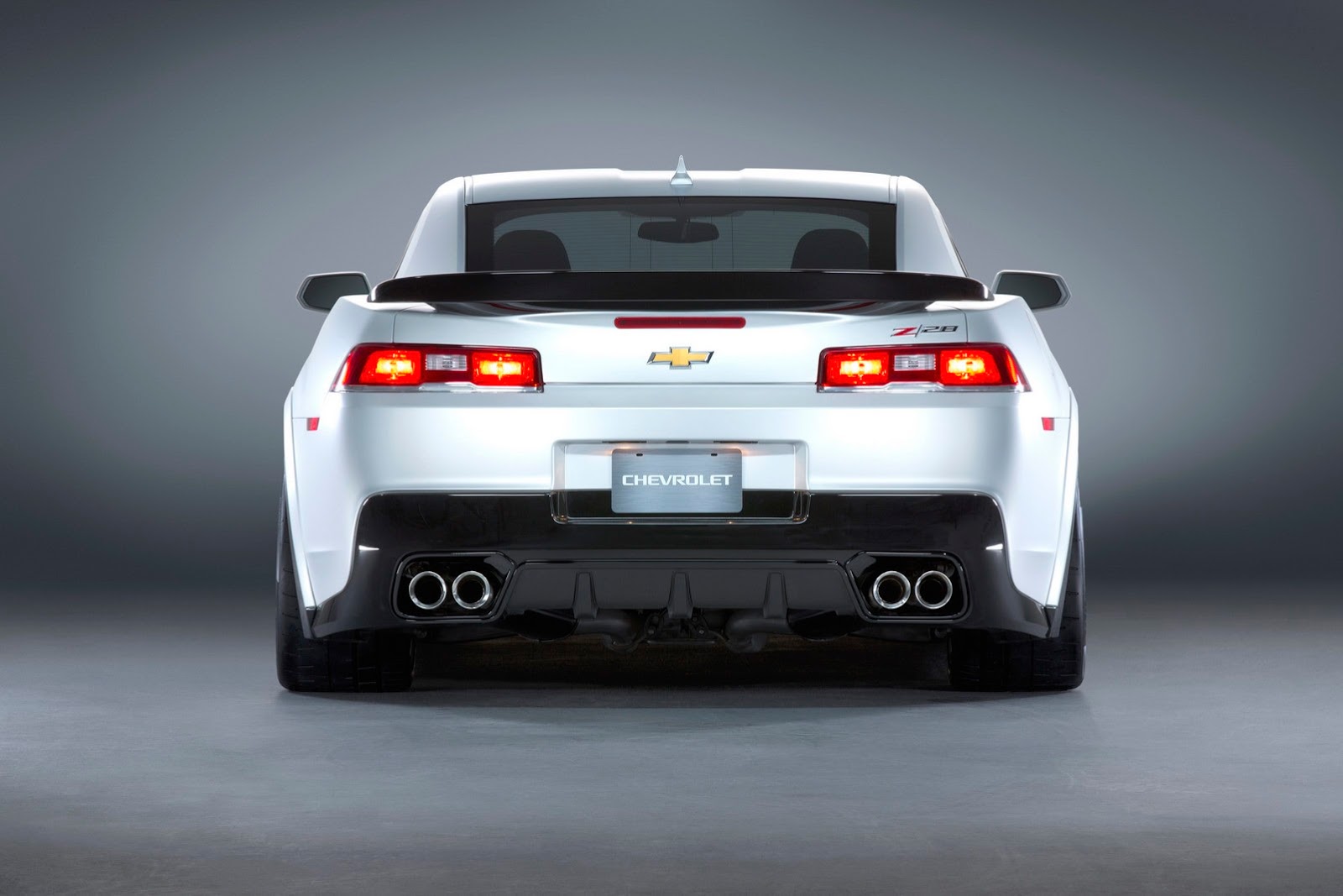 [2014-Chevrolet-CamaroZ28-015%255B2%255D.jpg]