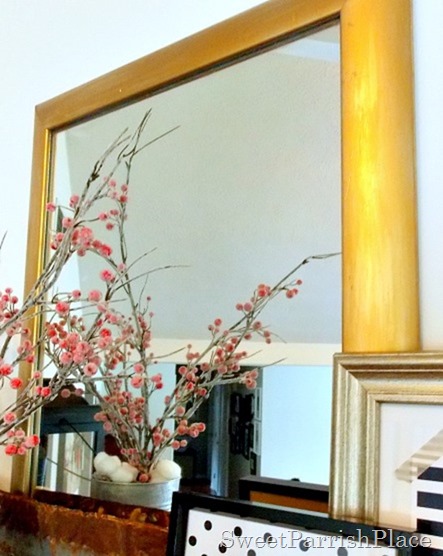 mirror makeover using Rub 'N Buff