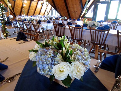 white and blue wedding flowers | rustic wedding | Ideas in Bloom
