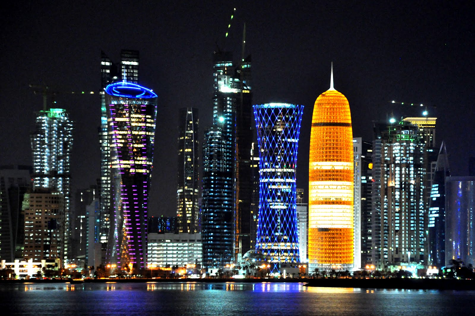 Valentino Caruso - @Caruso_SZA Doha%2Bnight%2Bskyline%2BDSC_5258