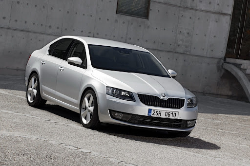 2013-Skoda-Octavia-III-01.jpg