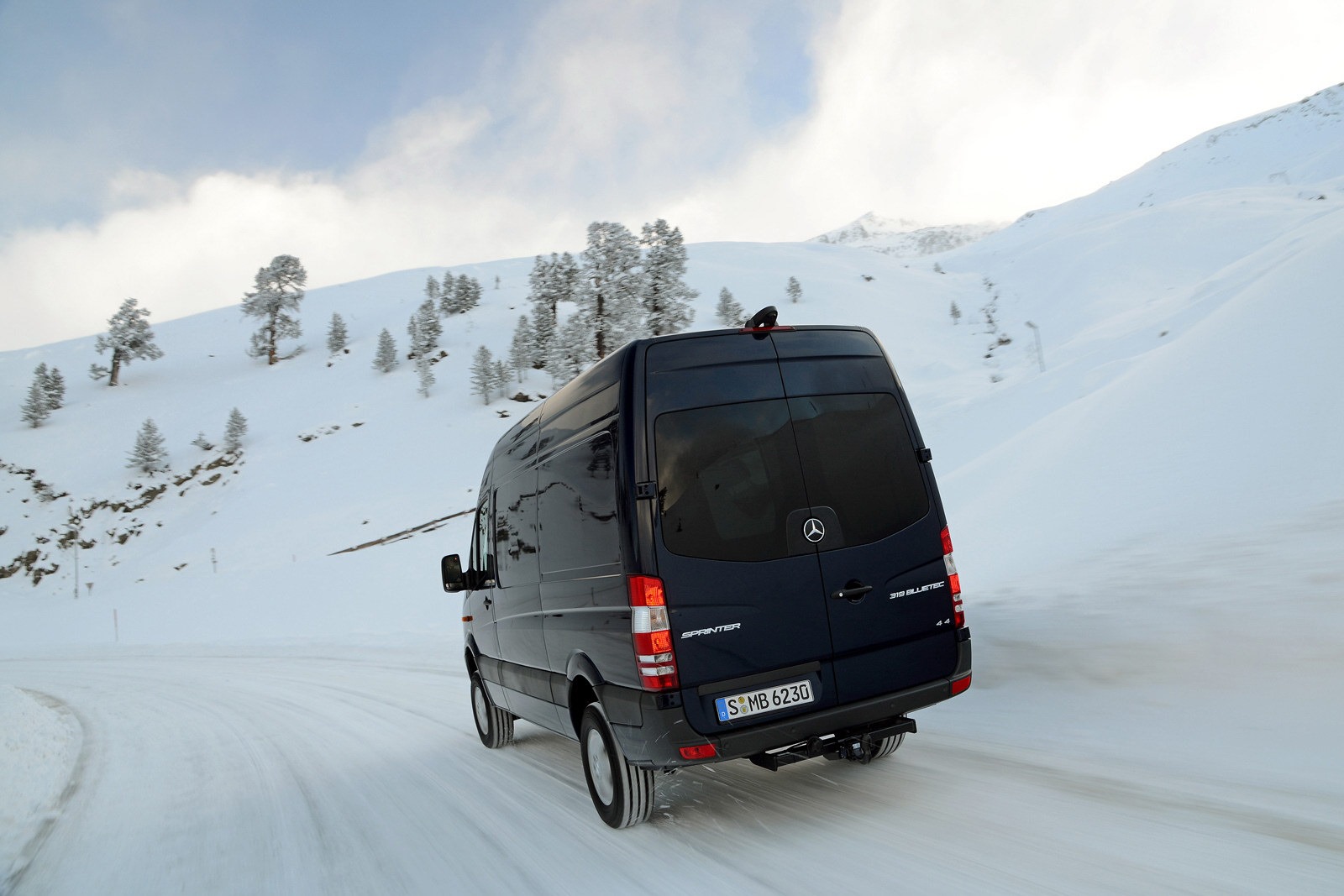 [Mercedes-Benz-Sprinter-4x4-27%255B2%255D.jpg]