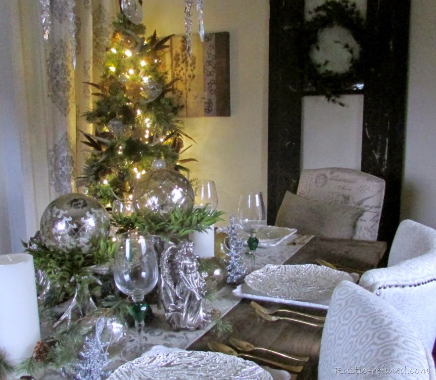[Beautiful%2520christmas%2520tablescape%2520using%2520silvers%2520and%2520whites%2520with%2520rustic%2520touches%255B2%255D.jpg]