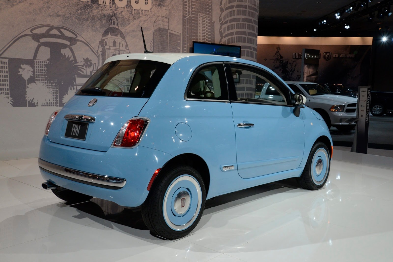 [2013-Los-Angeles-Auto-Show-69%255B2%255D.jpg]