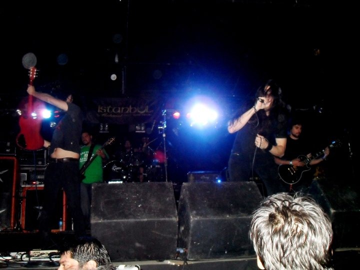 [30498_1459383047422_1318776343_1240781_2149344_n%255B2%255D.jpg]