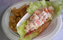 Plymouth Mayflower 8.13 2 lobster roll at woods