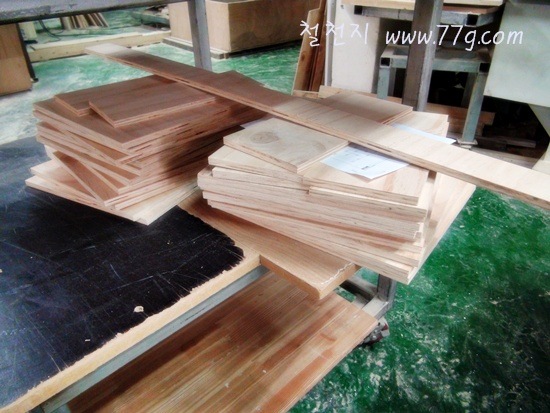 [DSC05889-20120518-1824213.jpg]