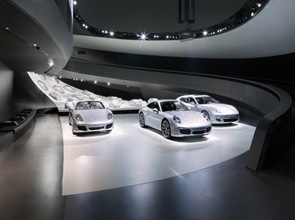 Pabellón-de-Porsche-en-Autostadt-en-Wolfsburg Pabellón-de-Porsche-en-Autostadt-en-Wolfsburg
