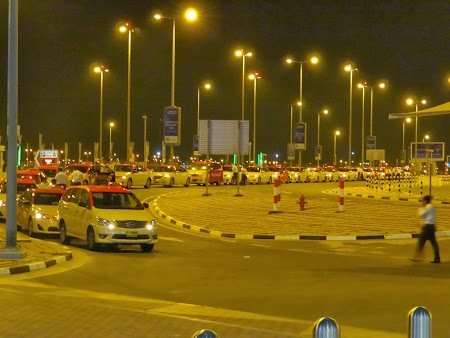 Taxiuri la aeroport Dubai