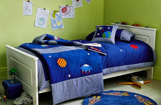 space-inspired-boys-room