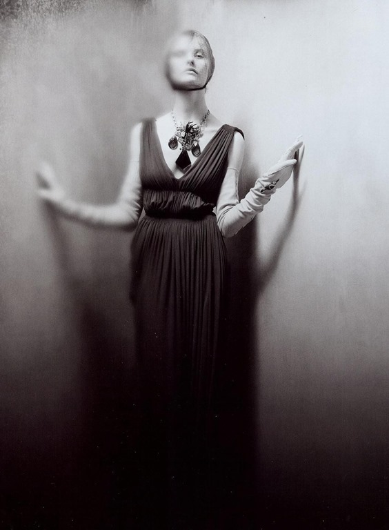 [vogue-italia-march-2008-reflections-of-glamour-meisel-4%255B5%255D.jpg]