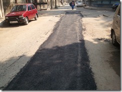 The uneven Tar road