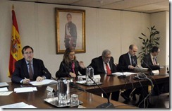 Repersentantes de la Administración en la reunión de la Mesa General de Negociación de las Administaciones Públicas
