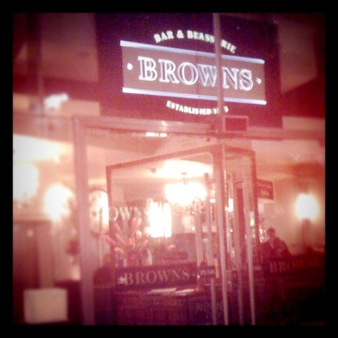 #32 Missed train so dinner at Browns