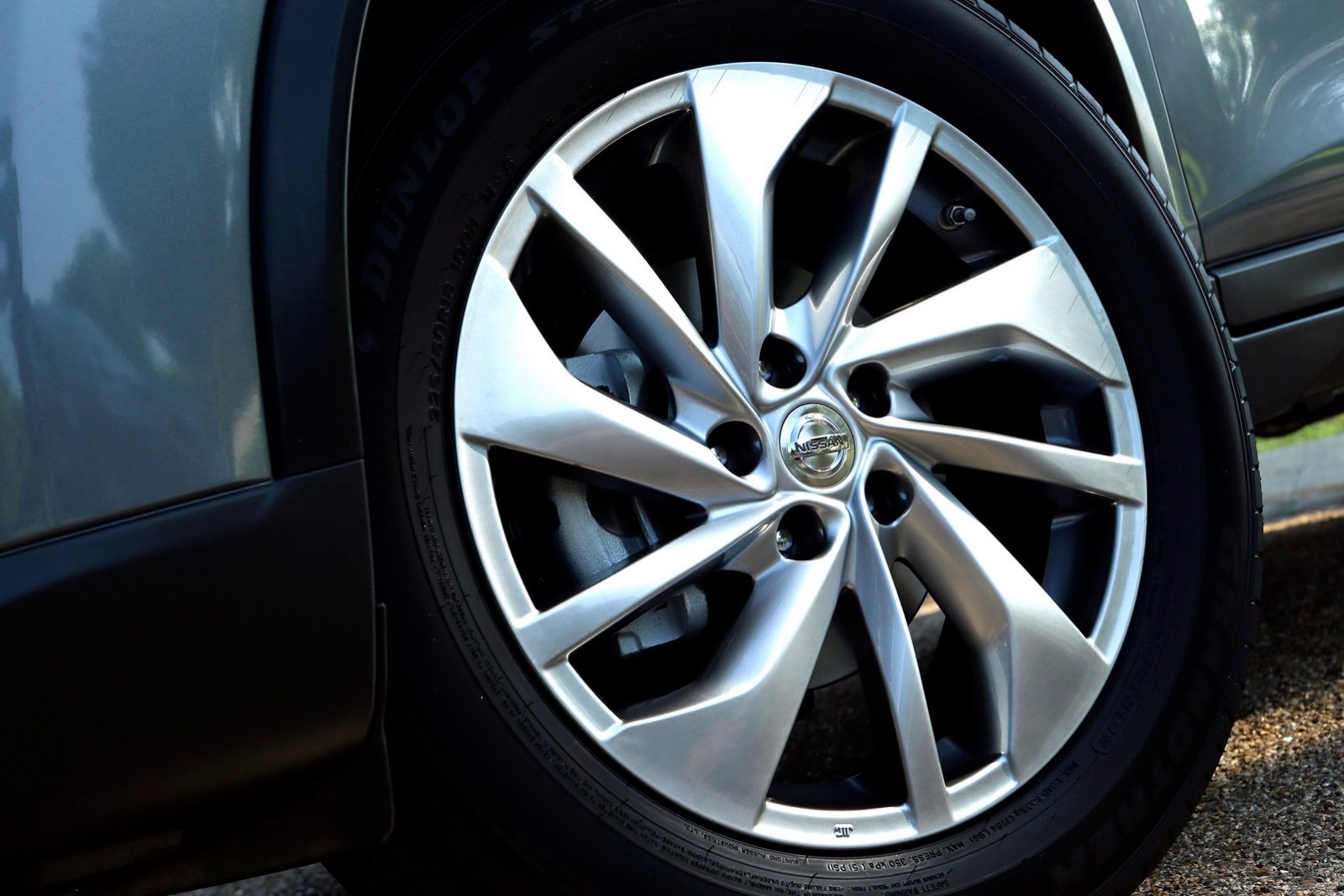 [2014-Nissan-Rogue-CUV-30%255B2%255D.jpg]