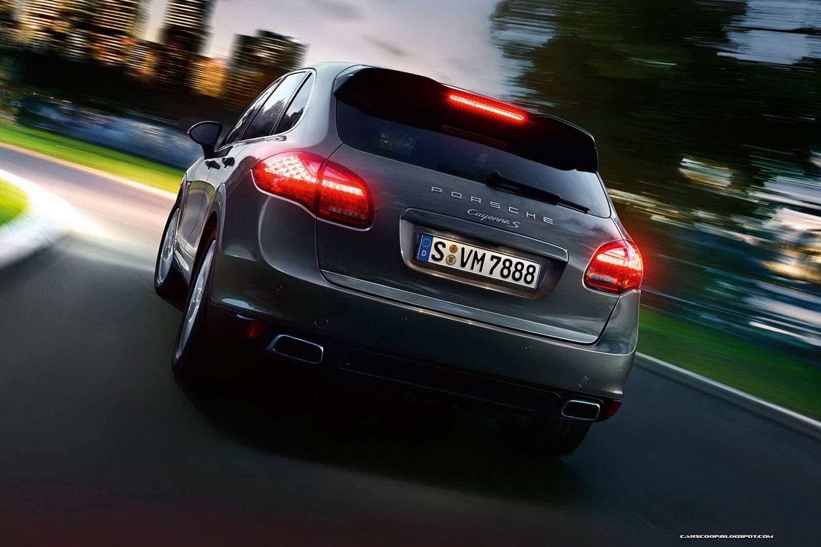 [2013-Porsche-Cayenne-S-Diesel-9%255B2%255D.jpg]