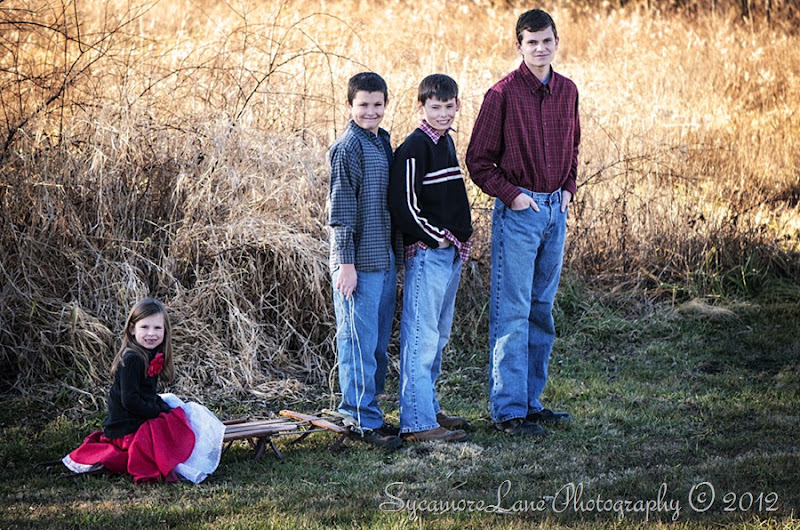 Kids Christams photo shoot 2012-6-SycamoreLane Photography