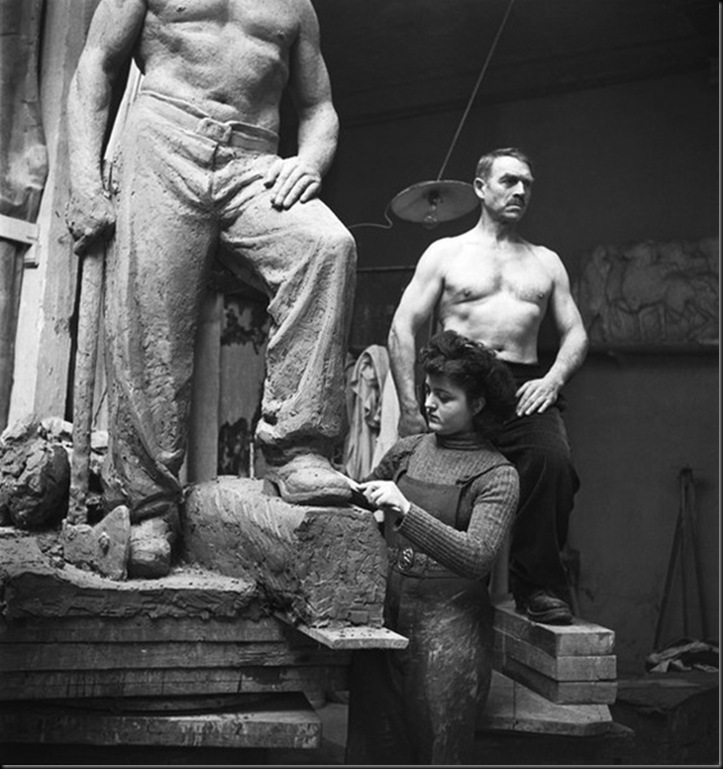 Emile Savitry. Atelier de sculpture des Beaux Arts de Paris, 1939