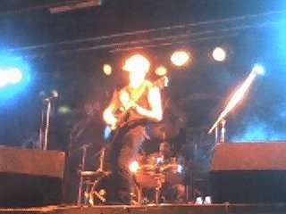 [n1049952047_287192_4408%255B2%255D.jpg]