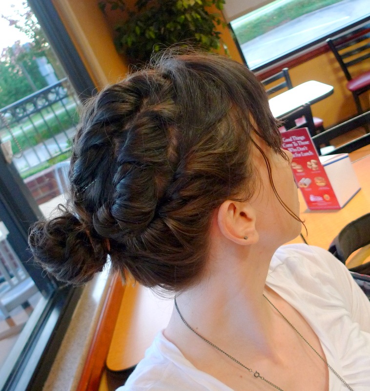 [P1030084%255B4%255D.jpg&description=Wardrobe Wednesday: Stripes + Layered Twist Hair-do Round Two')]