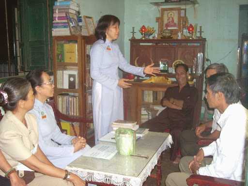 UVXHTWThamViengTamHoai 005.jpg