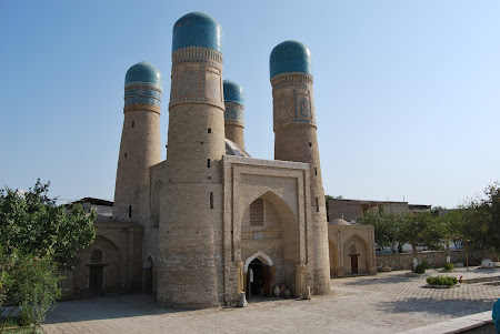 Obiective turistice Uzbekistan: Bukhara - Char Minar.