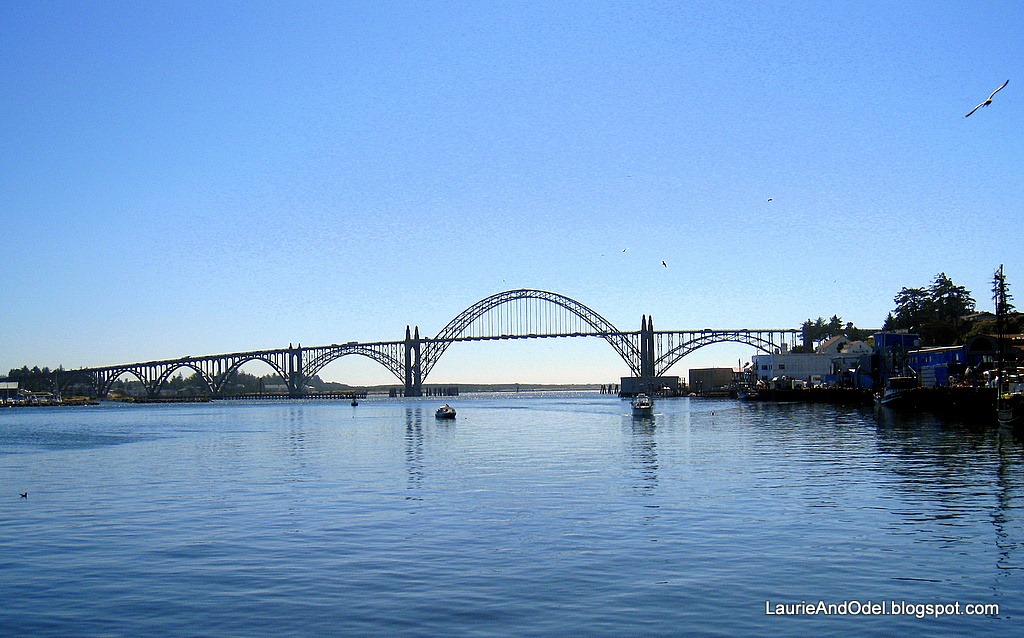 [Bridge-at-Newport4.jpg]