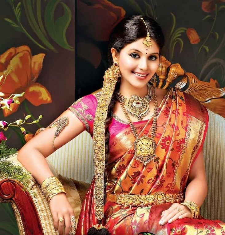 Traditional Jewellery Jewelorigins Indian Designer Gold And Traditional Jewellery