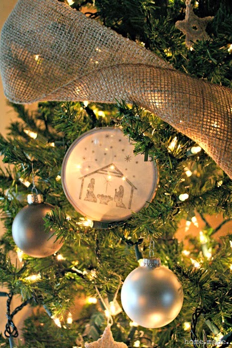 Neutral Christmas ornaments