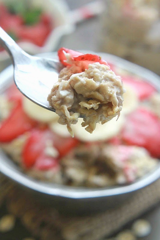 Strawberry, Banana & Coconut Overnight Oats 5 @LifeMadeSweeter.jpg