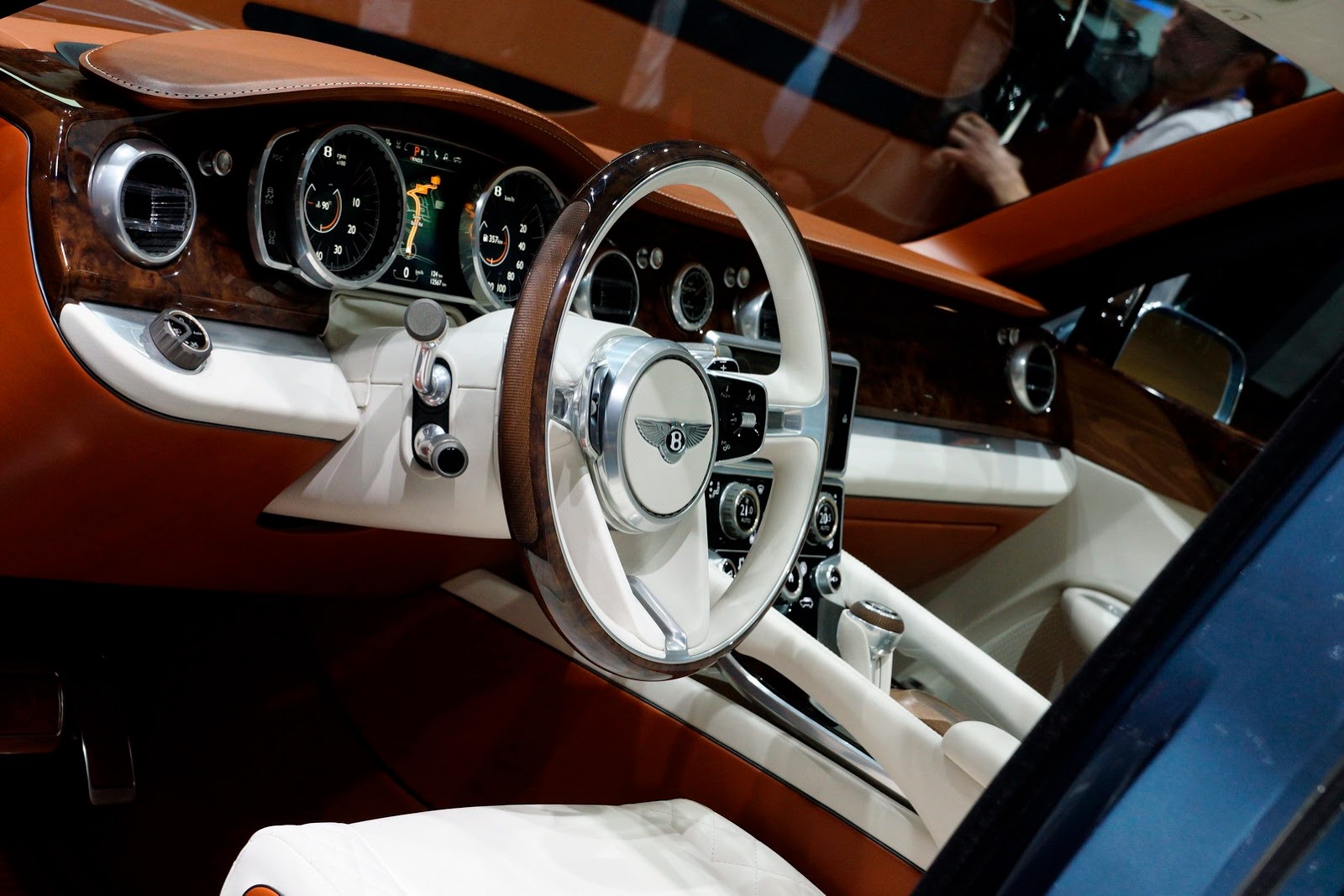 [Bentley-SUV-20%255B2%255D.jpg]