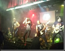 523539_10201827022177763_1737193790_n