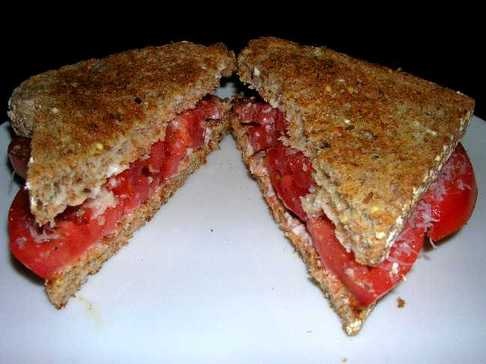 [tomato_sandwich%255B3%255D.jpg]