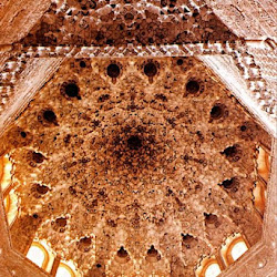 55 - Boveda de la sala de las Dos Hermanas de la Alhambra de Granada