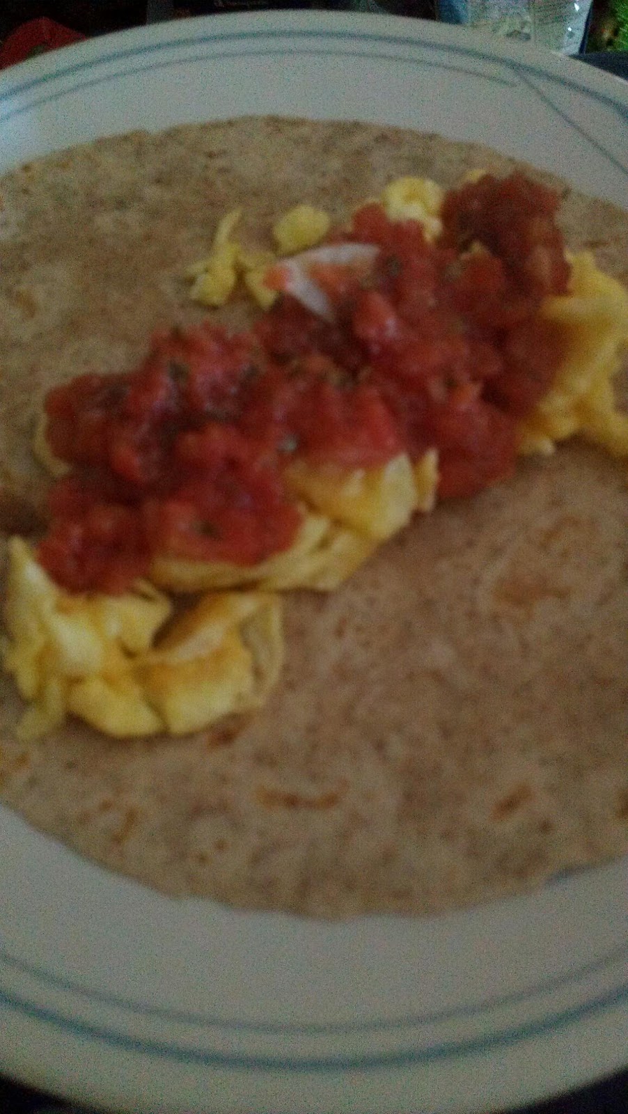 Fitness Momma: Myrecipes: Scrambled egg burrito