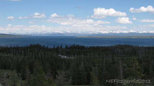 [Yellowstone%2520LakeFrom%2520Overlook%2520Trail%255B7%255D.jpg]