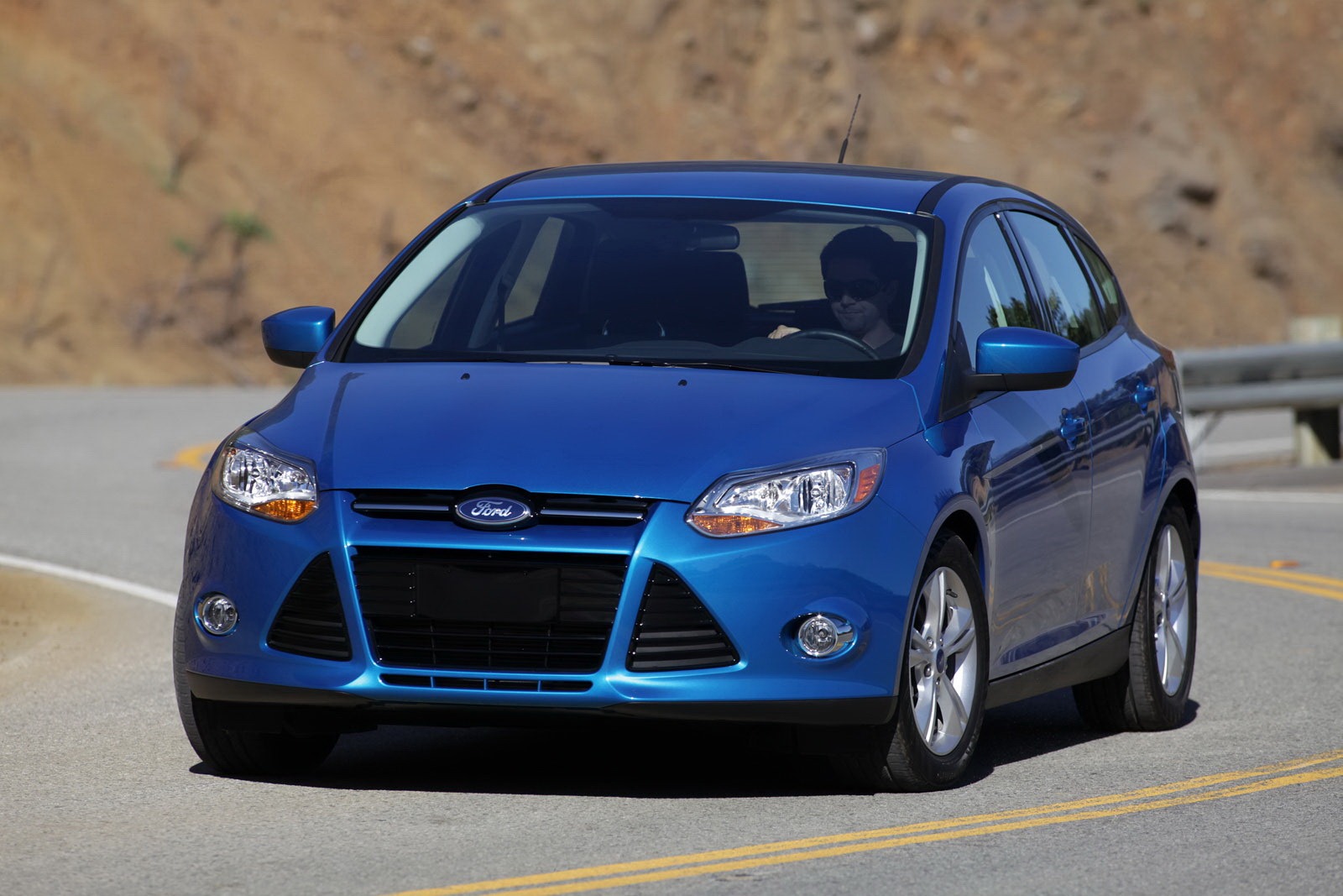 [Ford-Focus-1%255B2%255D.jpg]