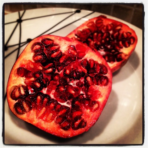 #329 - fresh pomegranate to deseed