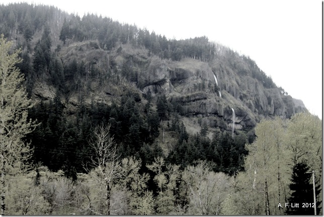 Mist Falls from I-84.  Photo of the Day, January 28, 2012.  Columbia River Gorge, Oregon.  April 16, 2008. 
