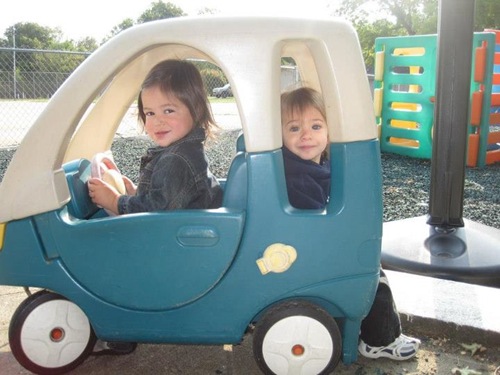 408941_887836357485_1891551751_n