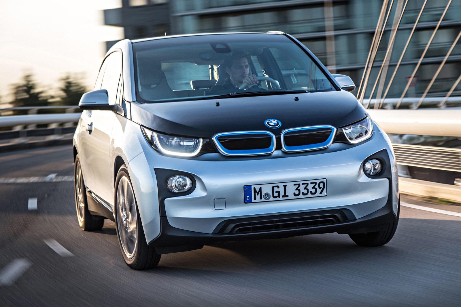 [2014-BMW-i3-78%255B2%255D.jpg]