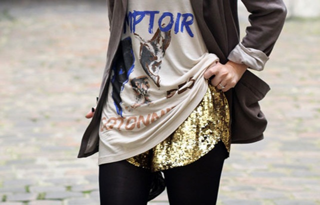 orig_201107_09_fashiolista_fashion_girl_gold_sequin_streetstyle_favimcom_98940_glitter_shorts
